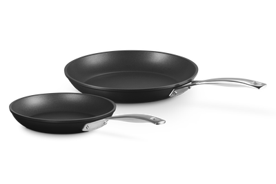 Le Creuset Toughened Non-Stick 2-Piece Shallow Frying Pan Set